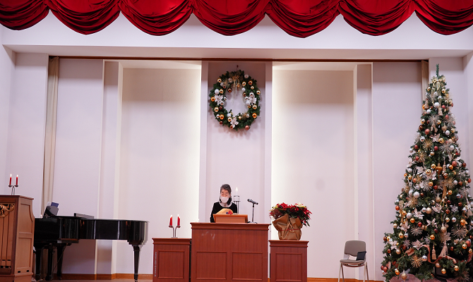 クリスマス燭火礼拝（聖和学院幼稚園・聖和学院第二幼稚園）