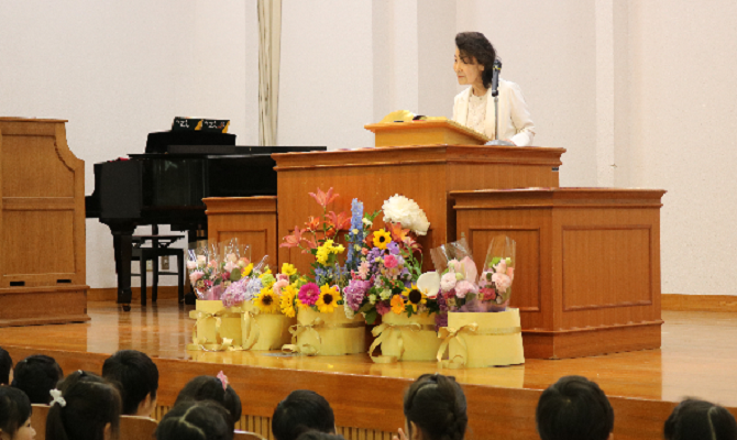 花の日礼拝(聖和学院幼稚園)