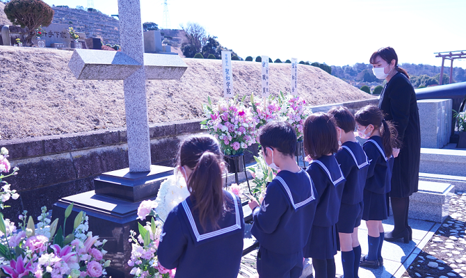 創立者記念礼拝（聖和学院幼稚園・聖和学院第二幼稚園）