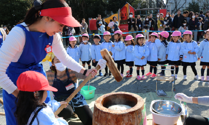 おもちつき会 (聖和学院第二幼稚園)