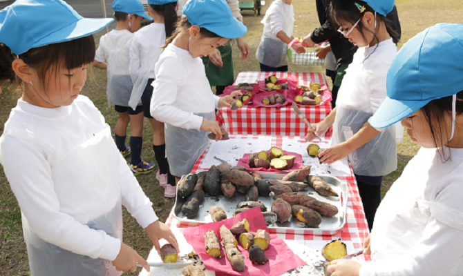 やきいも＆カレーパーティー（聖和学院幼稚園）